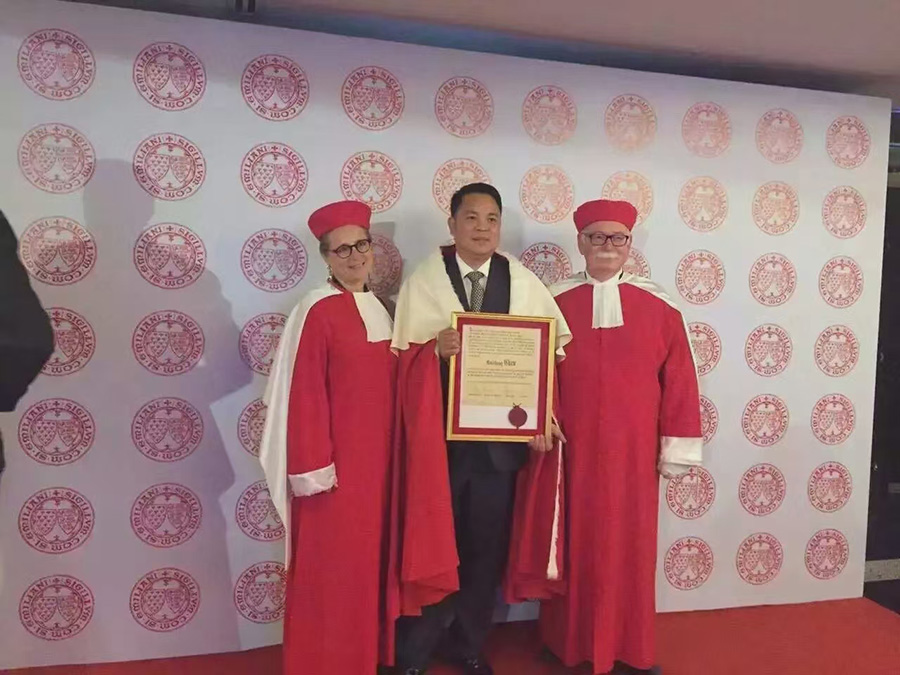 陳瑞生老董事長法國騎士授勛